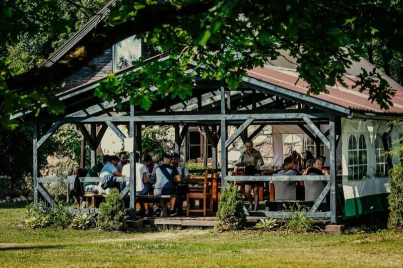 Madonas Alus BBQ restorāns